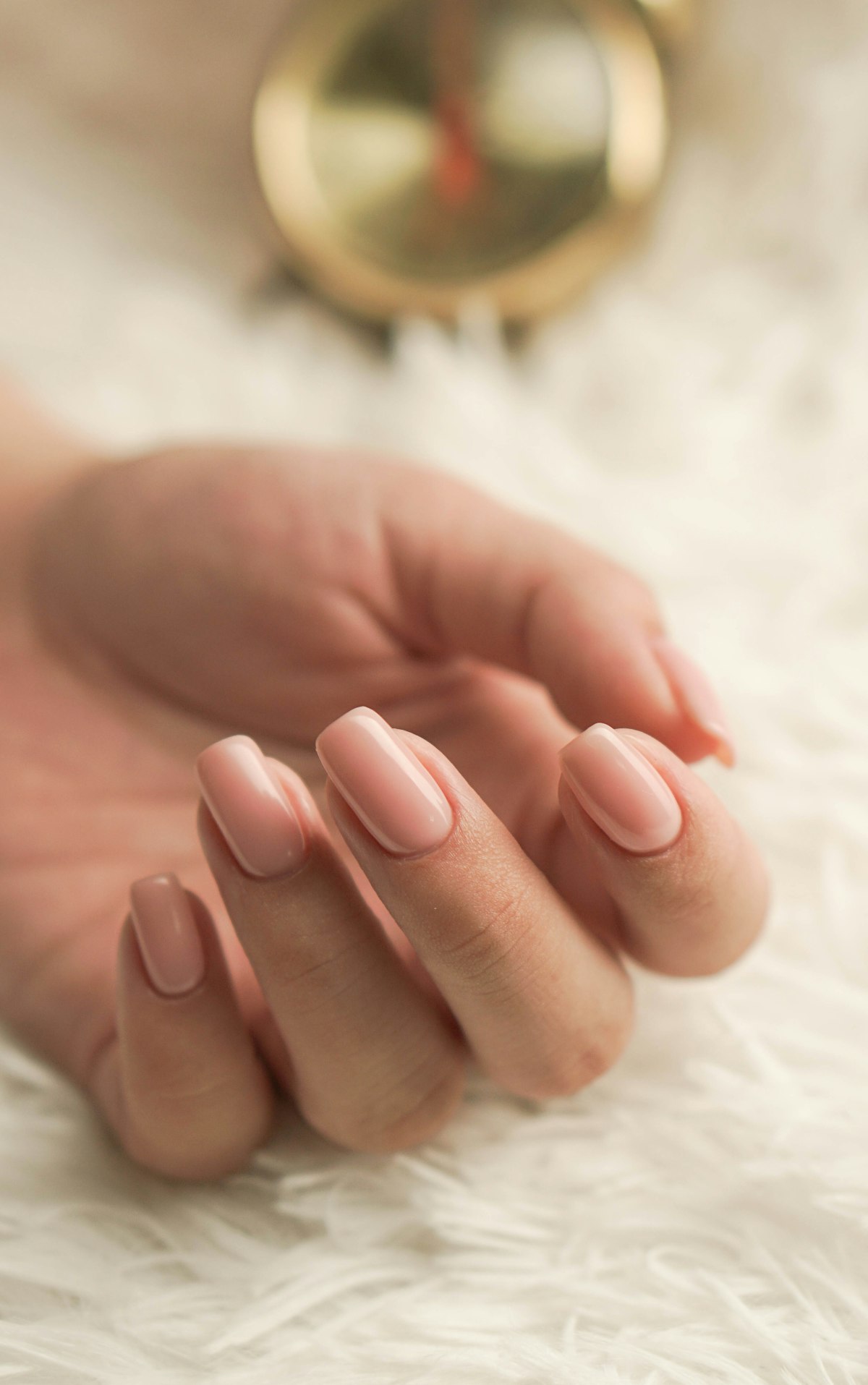 20 Bold Stiletto Nail Designs: From Velvet Chrome to 3D Gems